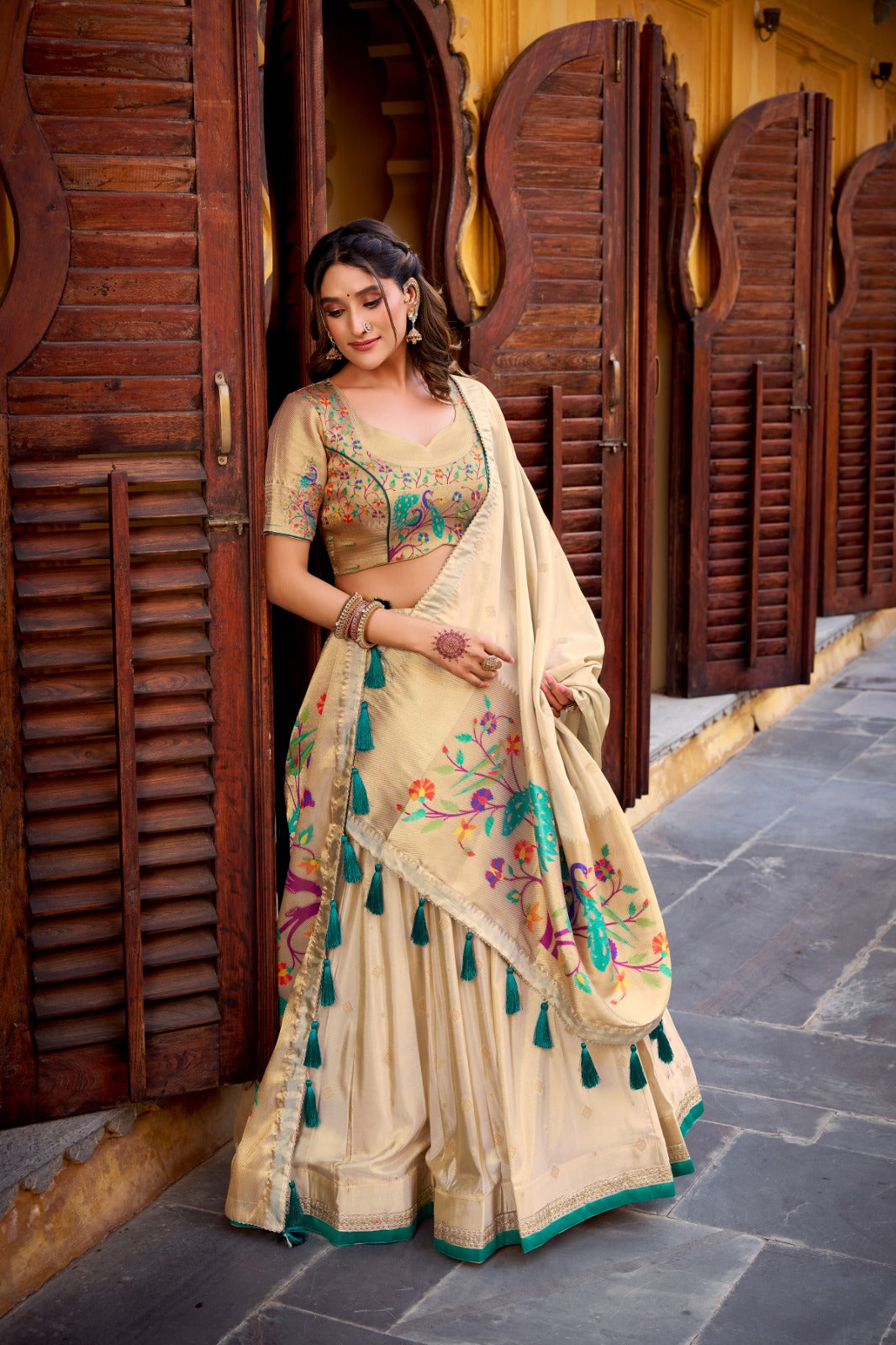 PAITHANI LEHENGA