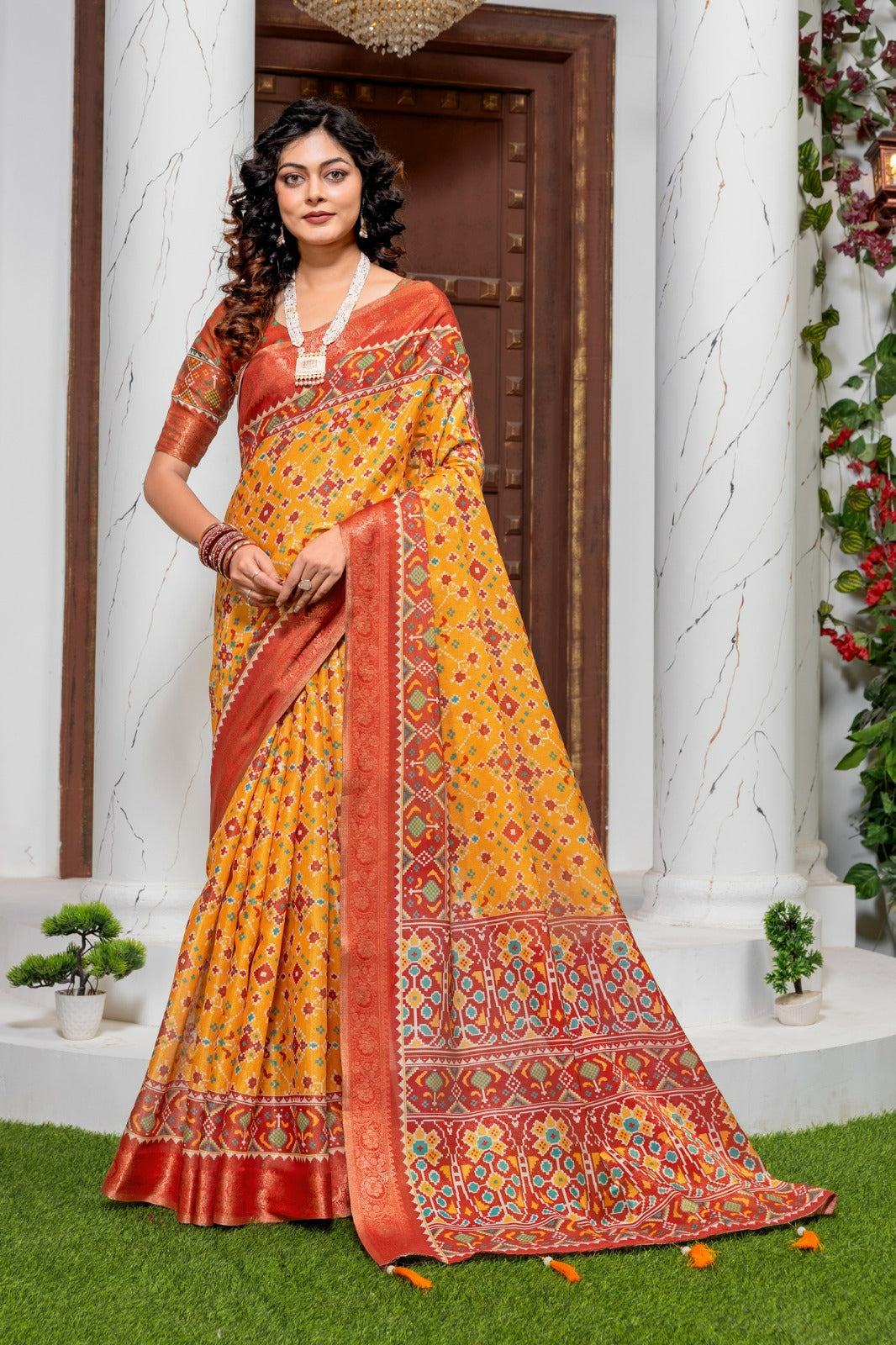 PATOLA STYLE KANJIVARAM SAREE-ROYAL HERTAGE COLLECTION