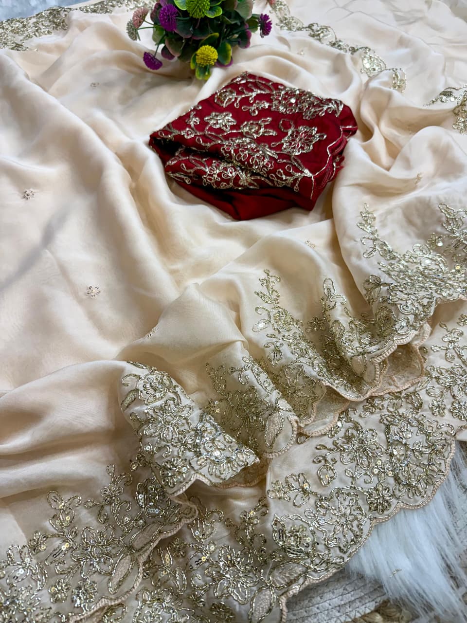 The Rashmika Mandanna Inspired Off-White Silk Saree