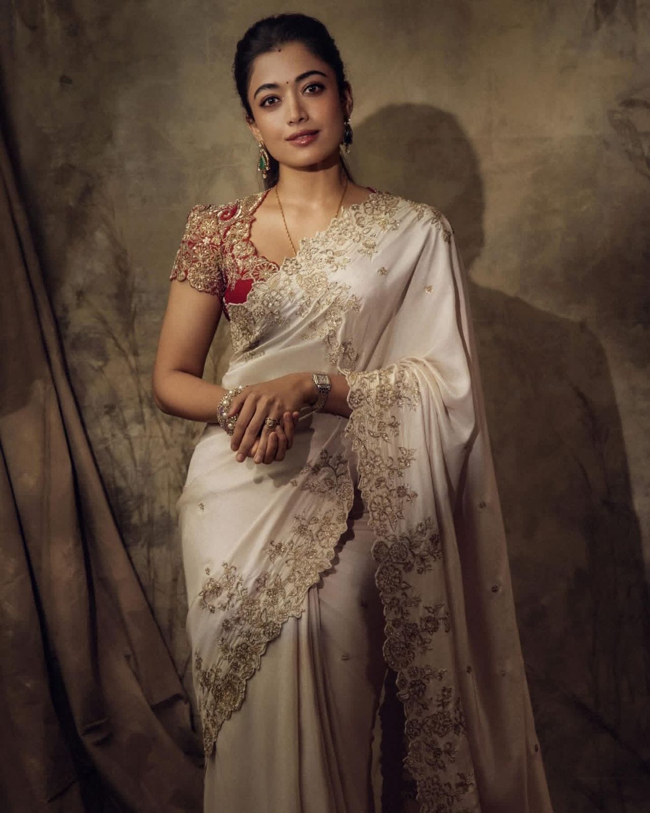 The Rashmika Mandanna Inspired Off-White Silk Saree