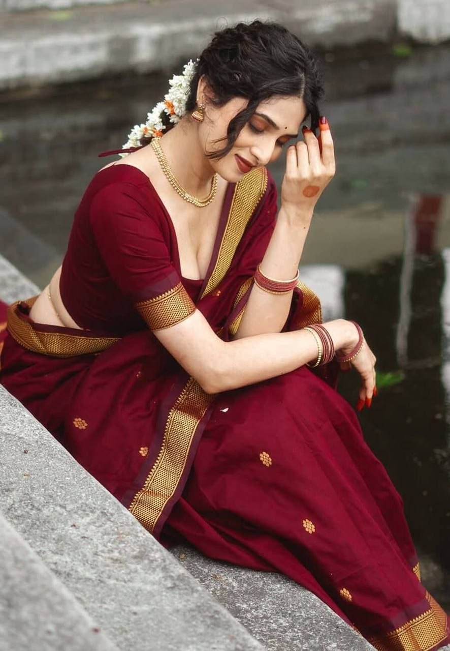 Urbanadaa Women's Banarasi Soft Lichi Silk Saree with Rich Pallu and All Over Jacquard Work | Festive & Party Wear Silk Saree with Heavy Blouse Piece